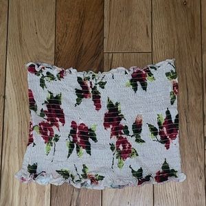 the cutest floral summer cropped top